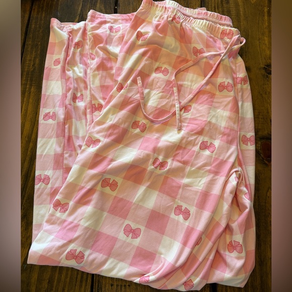 Bobbie Brooks Other - Bobbie Brooks Pink and White Bow Pajama Pants